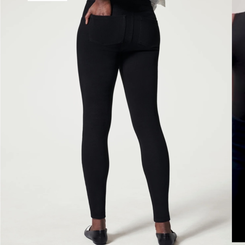 NWT: Spanx Jean-ish Cropped Leggings